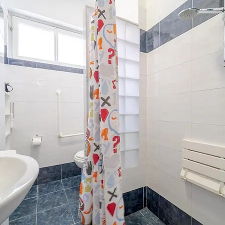 Into The Blue Seaside Flat Apartment