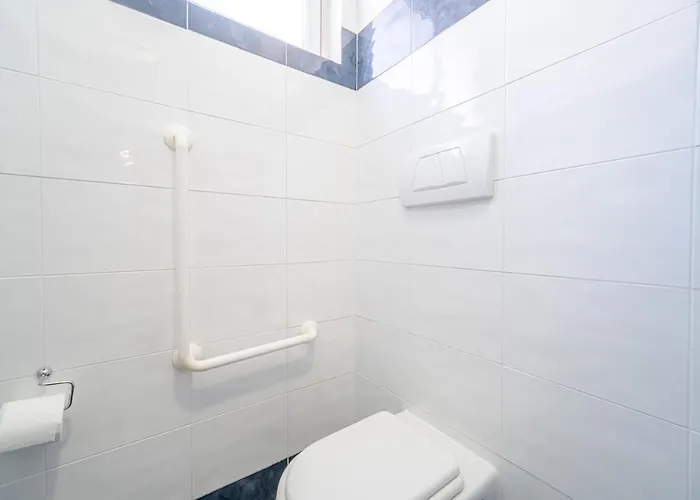 Daire Guesthost - Relax In Luguria *